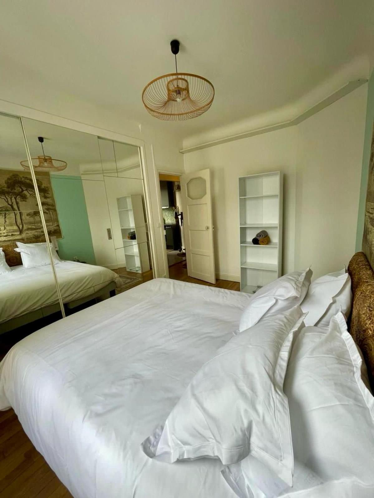 Air Conditioning - Metro 14 - Charming Traditional Style And Modern Access 10 Mn Away From Center Of Paris Clichy Exterior photo